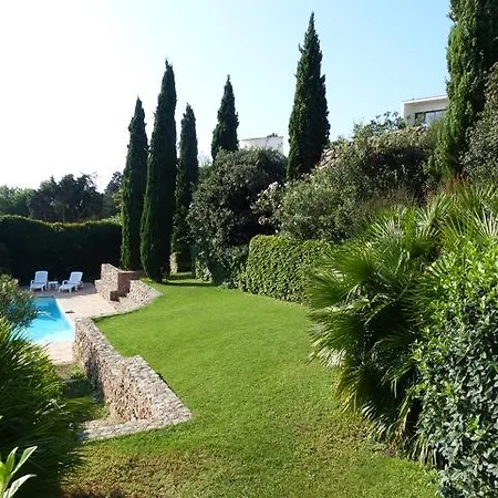 La Mont Saint-clair Villa *